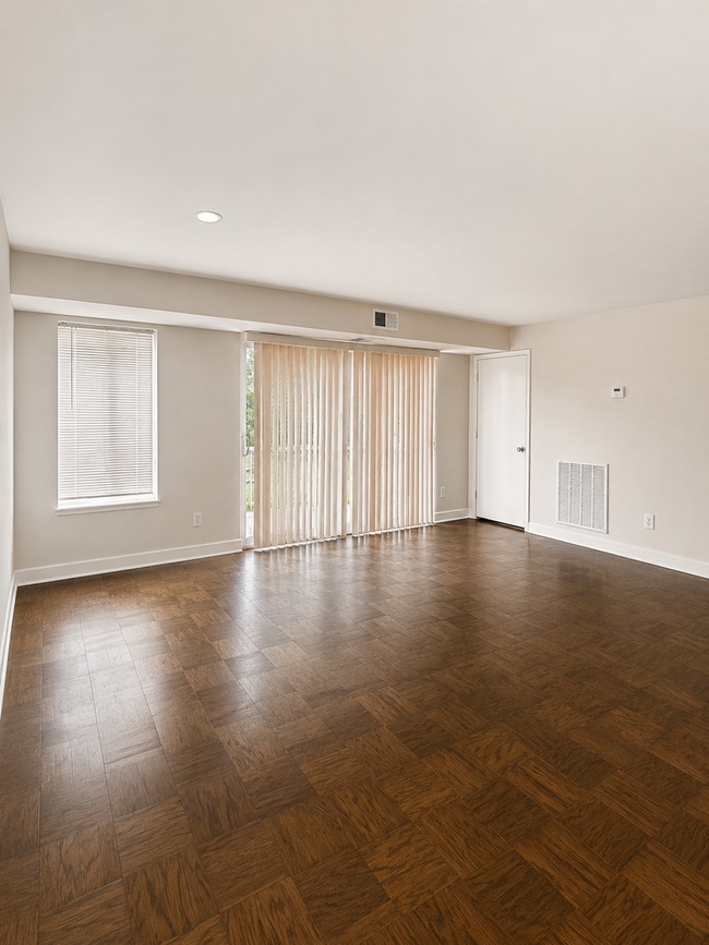 Building Photo - 10850 Green Mountain Cir