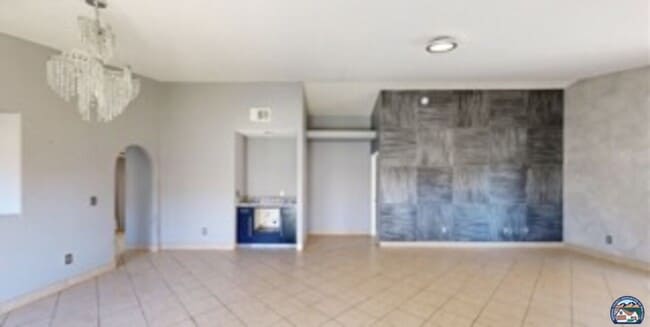 Building Photo - 2267 Aurora Ct