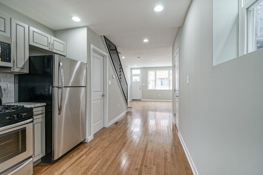 Building Photo - 1918 Pierce St