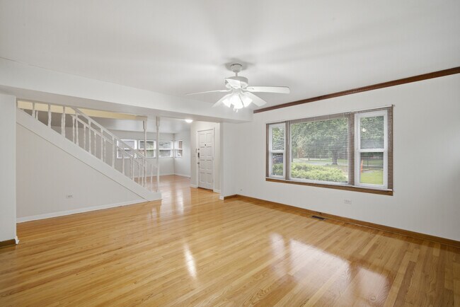 Building Photo - 114 N Lancaster St