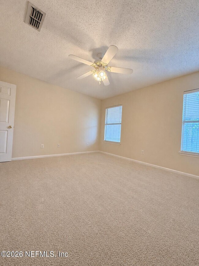 Building Photo - 3150 Highland Grove Dr