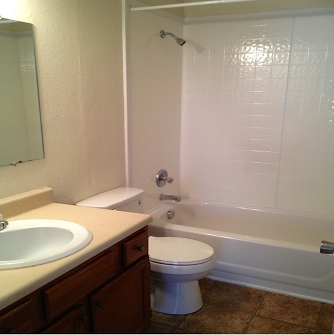 Bathroom - The Autumn Ridge Apartments