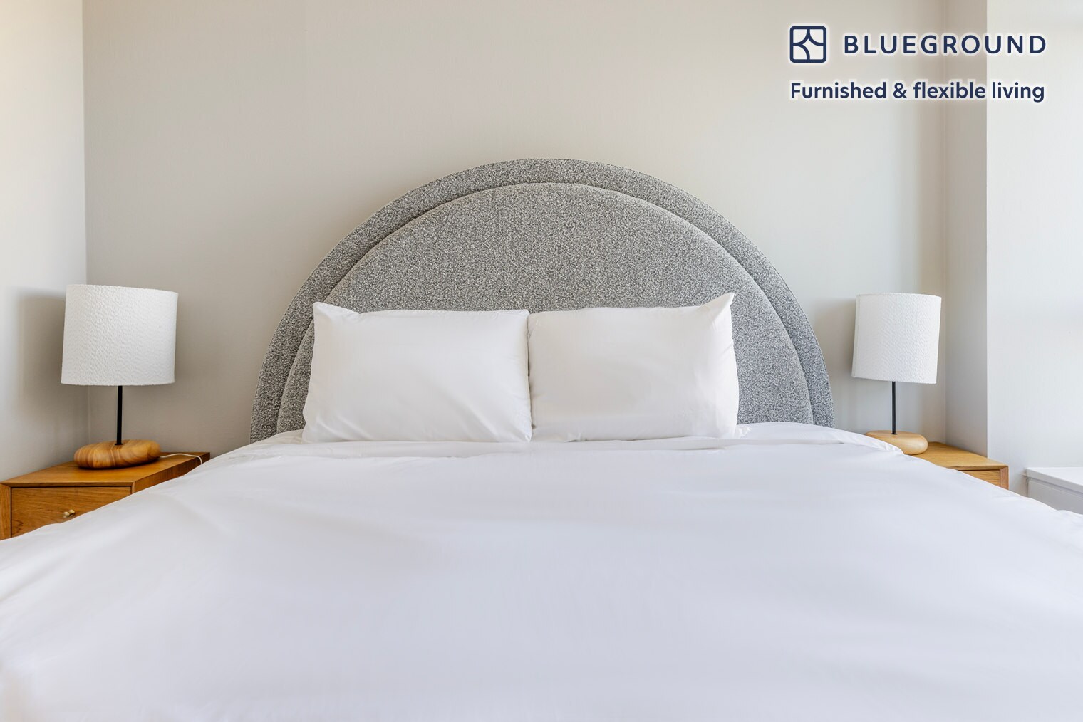 Building Photo - 3450 N Lake Shore Dr