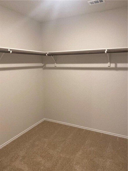 Building Photo - 820 Nodding Nixie