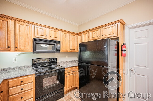 Building Photo - 205 Stonehaven Trace