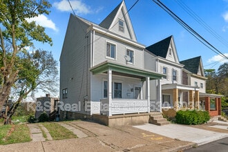Building Photo - 1043 Mt Oliver St