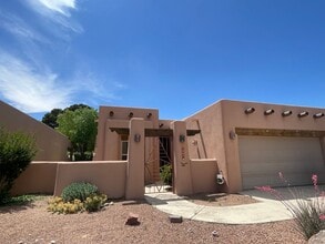 Building Photo - Great Home in Picacho Hills - Fairway Vill...
