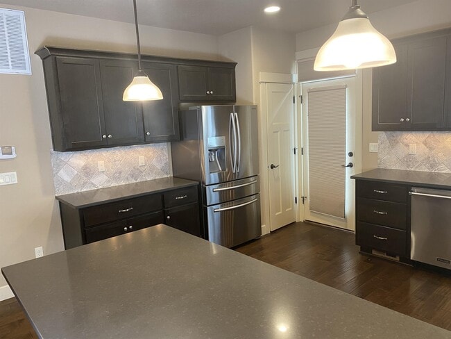 Building Photo - 14632 Catalpa Way