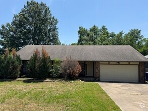Building Photo - Broken Arrow - 3 bedroom 2 bath!!