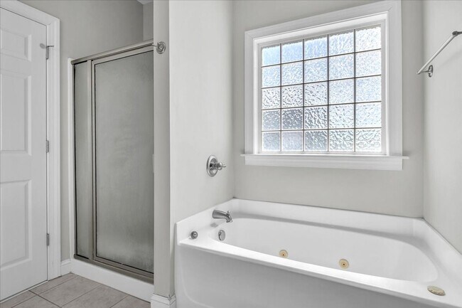 Building Photo - 164 Backfield Pl