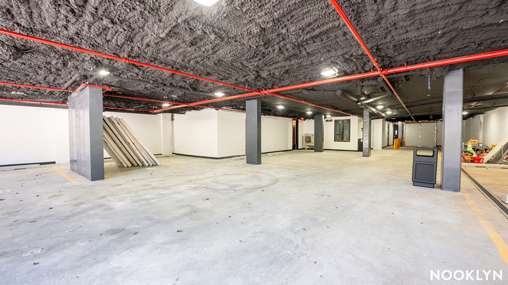 Building Photo - 1042 President St