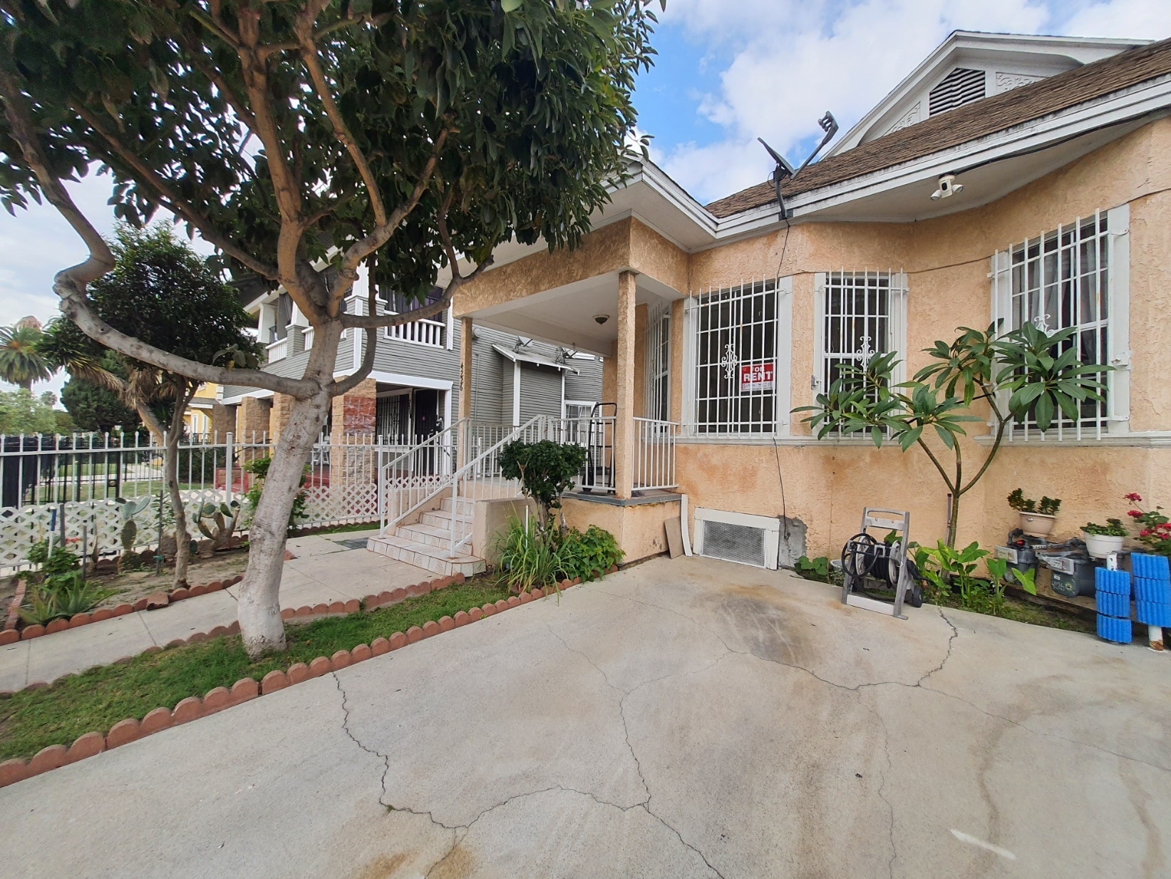 Building Photo - 4226 Wall St