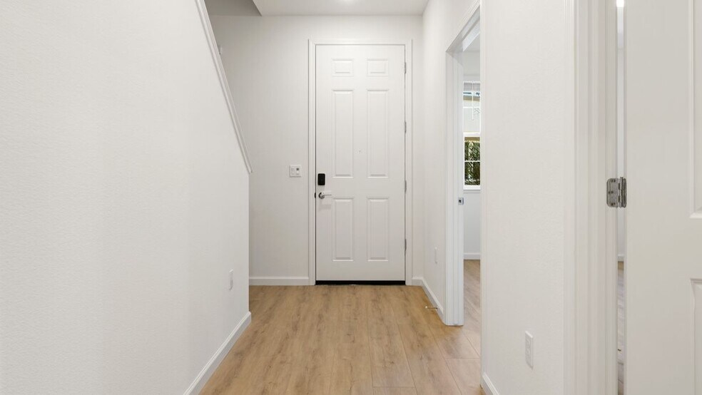 Building Photo - 4474 Saone Walk