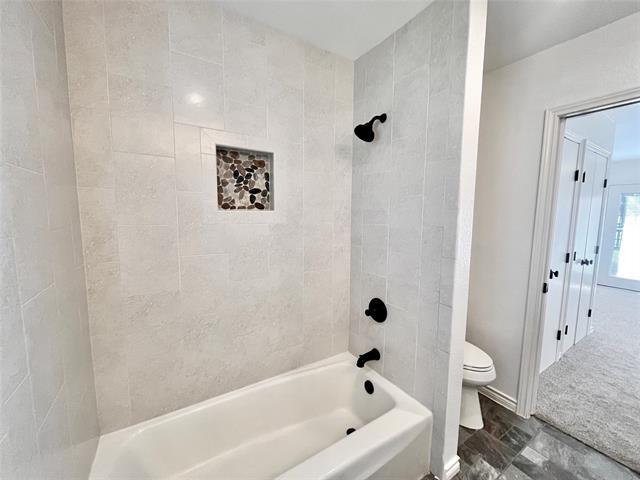 Building Photo - 15621 Terrace Lawn Cir