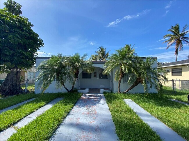 Primary Photo - 1361 NE 110th Terrace