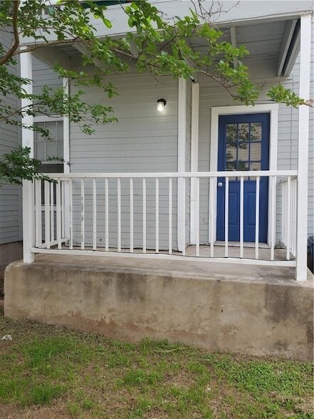 Building Photo - 4208 Duval Rd