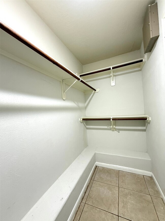 Building Photo - 20514 Westfield Estates Dr