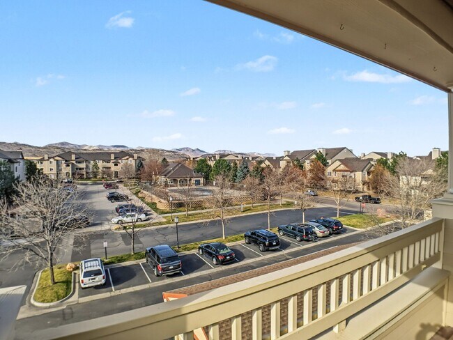 Building Photo - 8412 S Holland Ct
