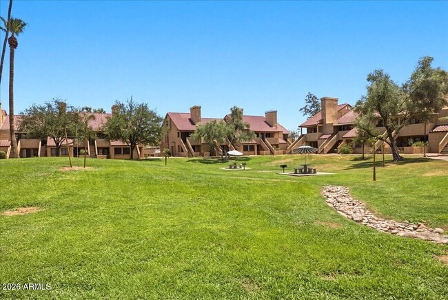 Building Photo - 4901 S Calle Los Cerros Dr
