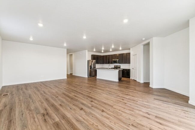 Building Photo - 7877 E Beaufort St