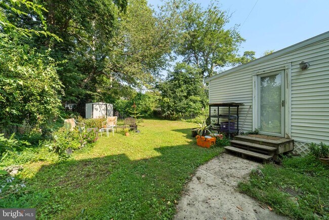 Building Photo - 133 E Mt Airy Ave