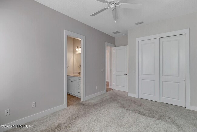Building Photo - 94 Fairway Wood Way