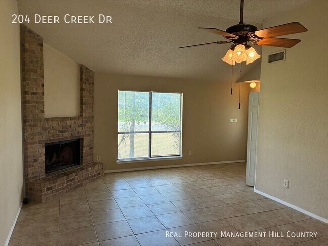 Building Photo - 204 Deer Creek