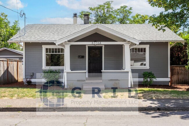 Building Photo - GPM657 - SE Raymond Ct. (T1)