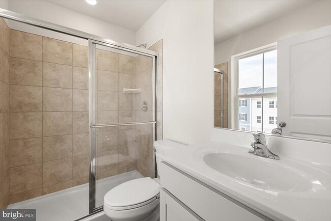 Building Photo - 118 Milburn Dr