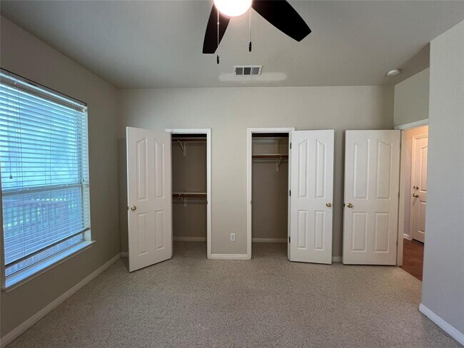 Building Photo - 2621 Sterling Panorama Ct