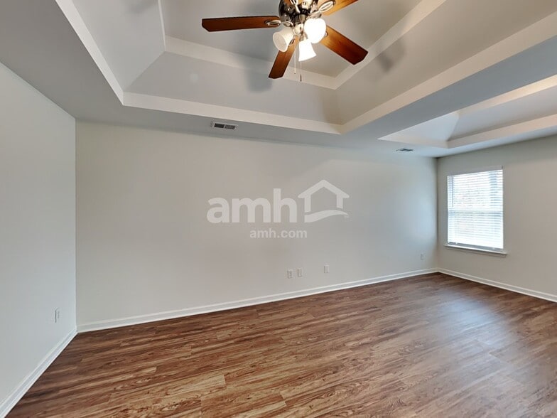 Building Photo - 82 Torero Trail