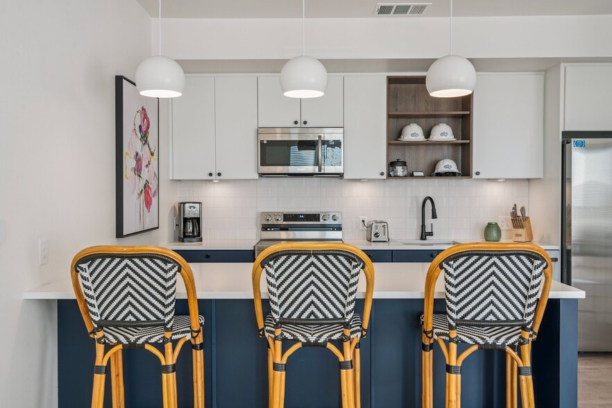 Building Photo - The Lindy at Wheeler