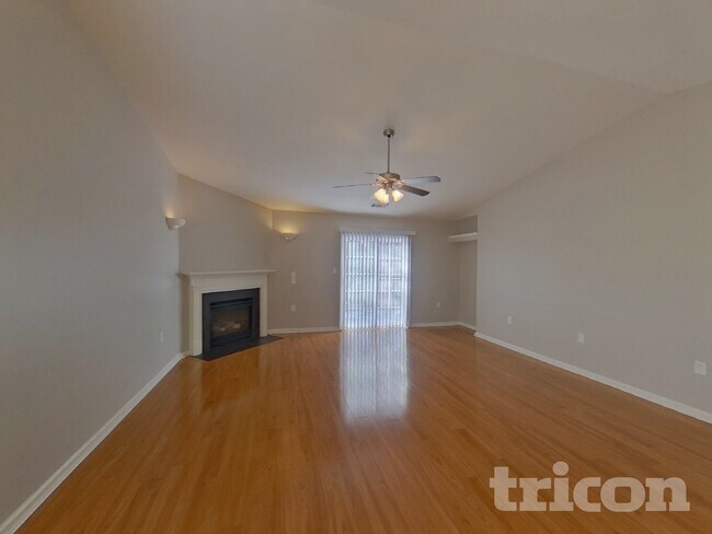 Building Photo - 4296 Tucker Chase Drive