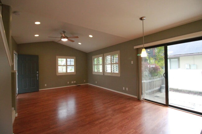 Building Photo - Mililani Mauka - 3 Bedroom, 2.5 Bath, 2 Pa...
