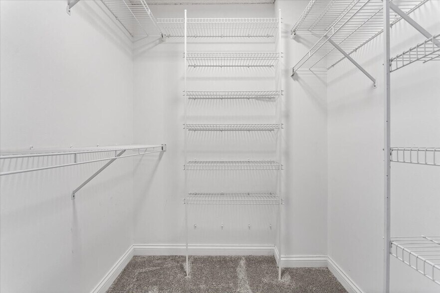 Building Photo - 474 N Lake Shore Dr