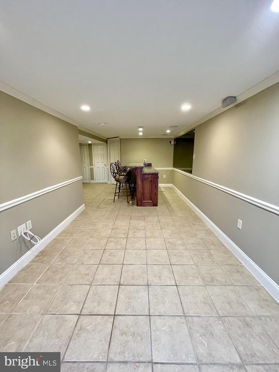 Building Photo - 119 E 11th Ave