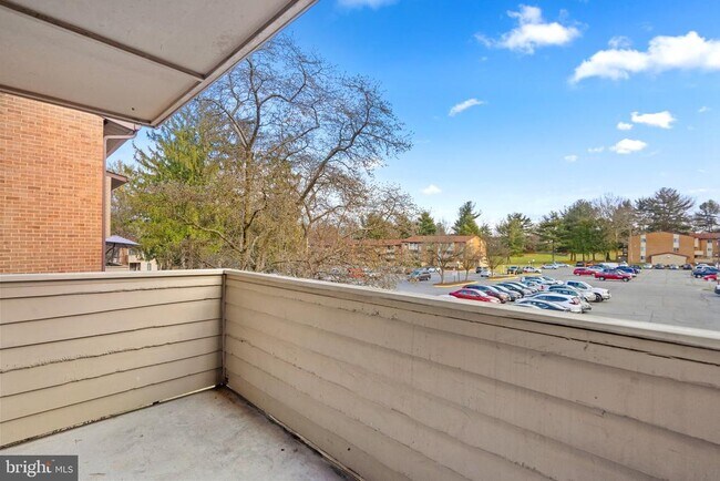 Building Photo - 19413 Brassie Pl