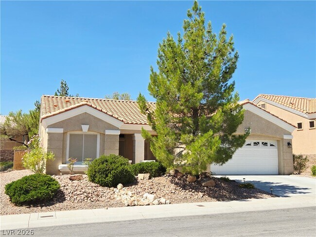Building Photo - 10309 Longwood Dr