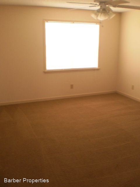 Building Photo - 3 br, 2.5 bath House - 208 Park Place