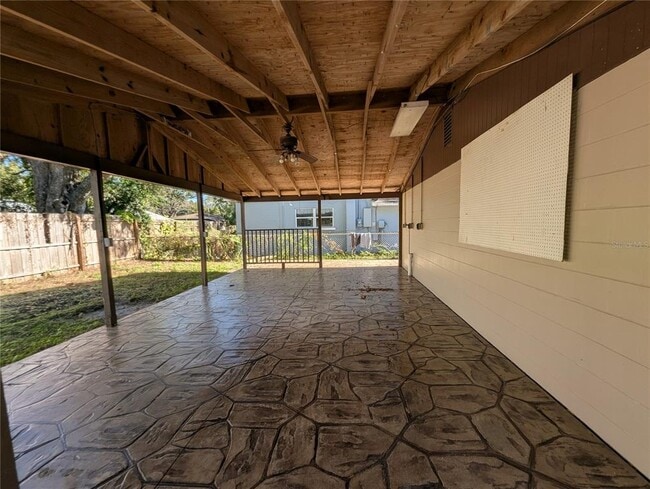 Building Photo - 1606 E Kirby St