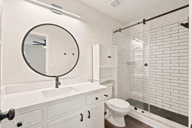 Building Photo - 577 Scrub Jay Dr