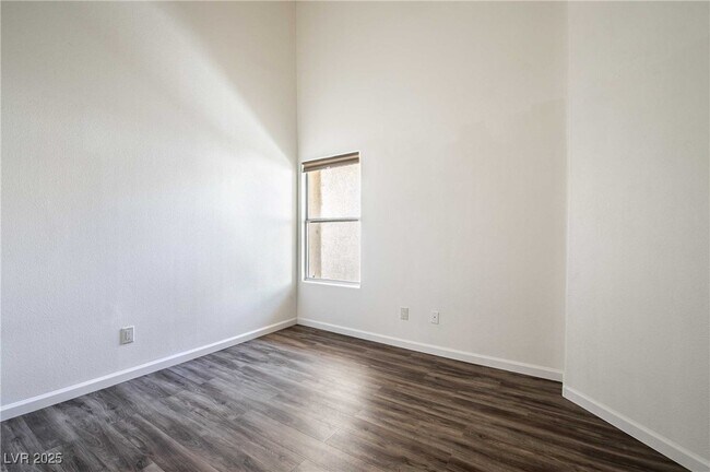 Building Photo - 5000 Red Rock St