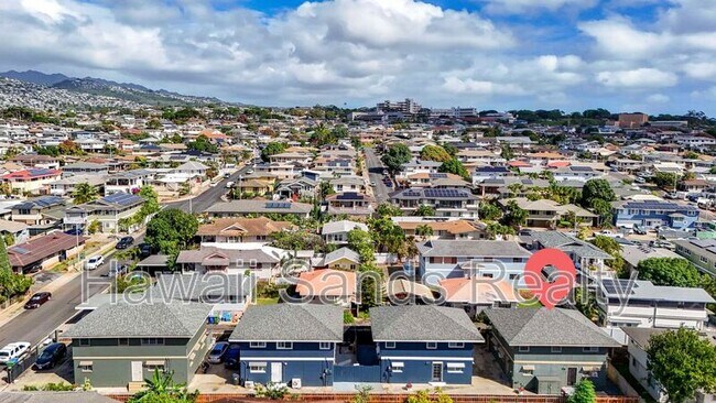 Building Photo - 3331 Hayden St