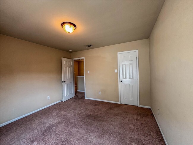 Building Photo - 2507 Grey Reef Dr