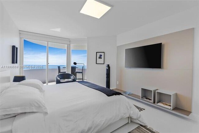 Building Photo - 6301 Collins Ave