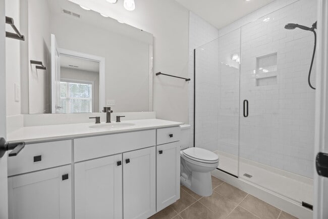 Building Photo - 2561 Legrande Way