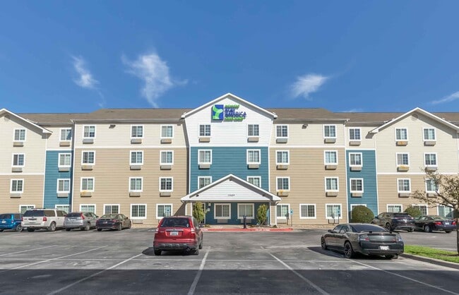 Building Photo - 13689 Research Blvd