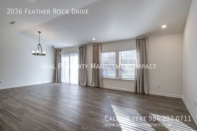 Building Photo - 2036 Feather Rock Dr