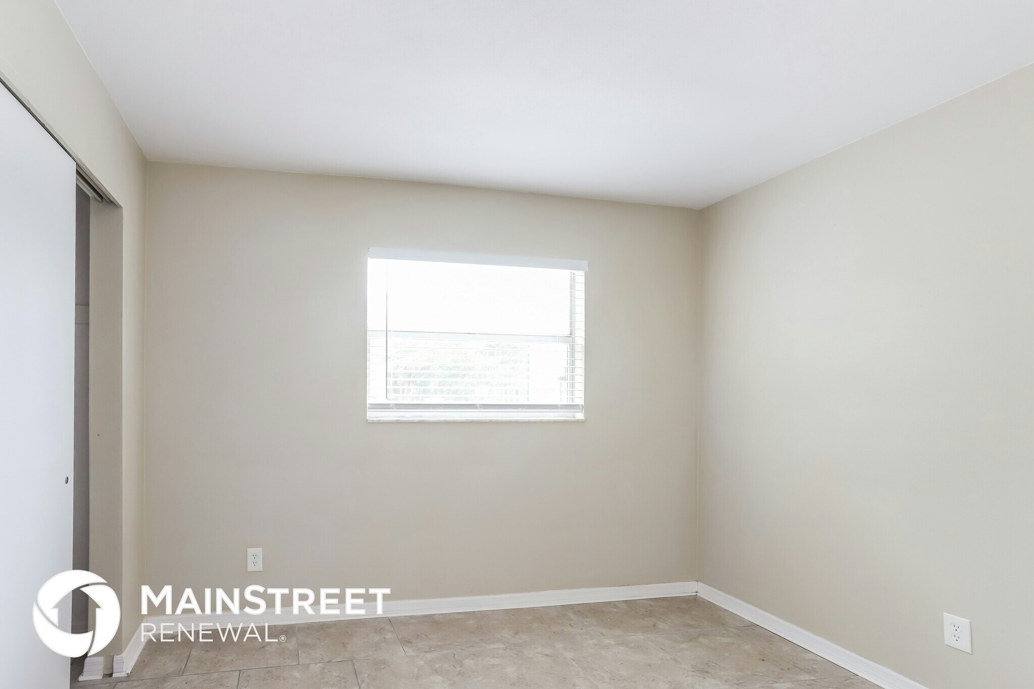 Building Photo - 2243 Trelaine Dr