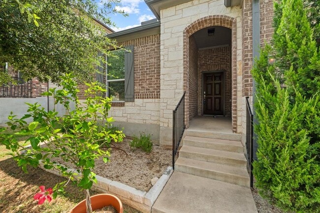 Building Photo - 7805 Peccary Dr